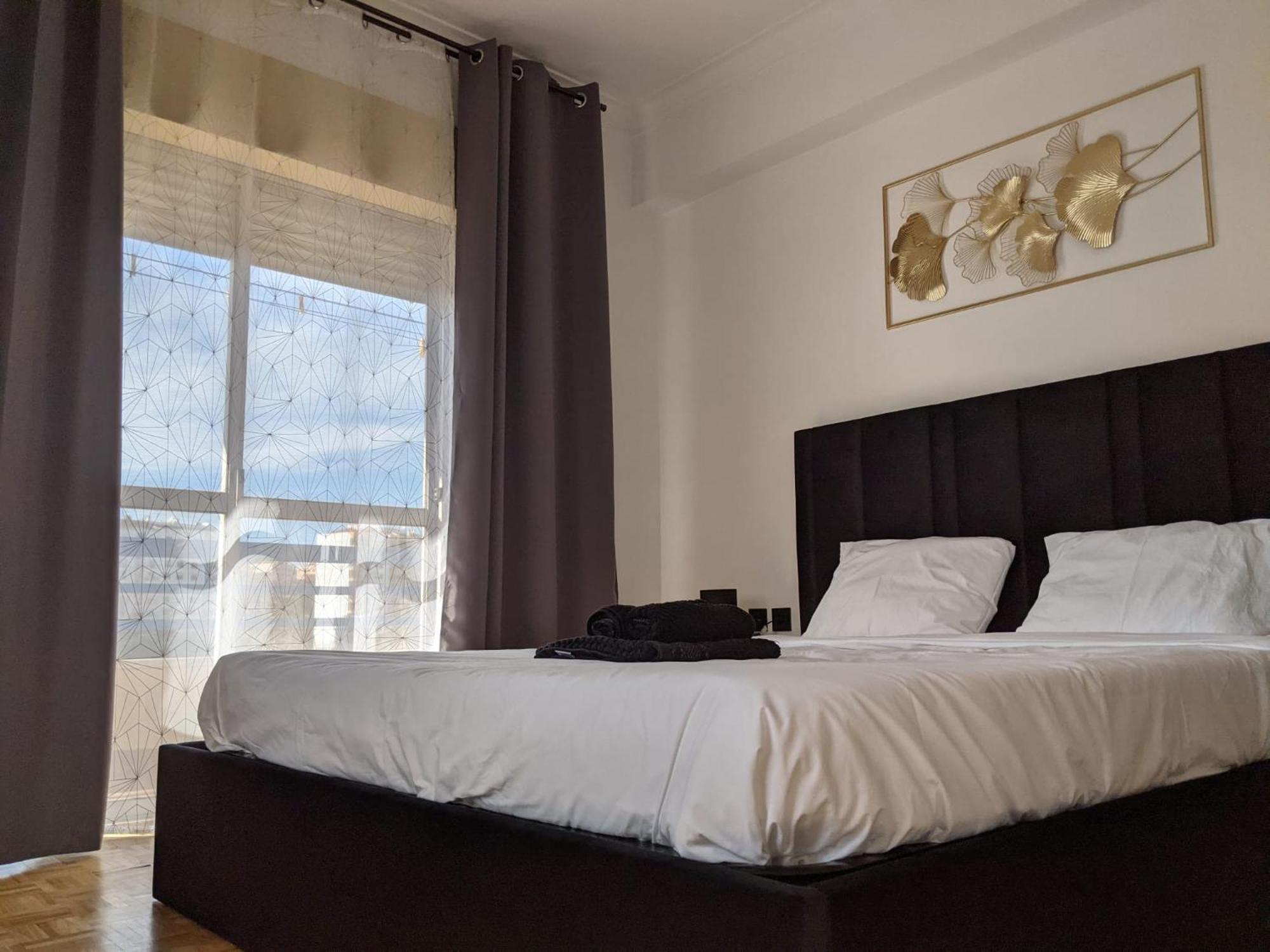 Rooms 10 Mins Walk From Train Station! Agualva-Cacem Exterior photo